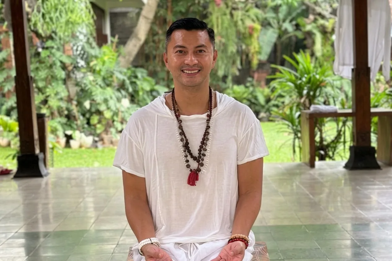 A Moment to Reconnect with Anjasmara