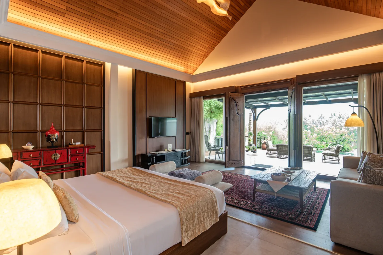 3 Days 2 Nights Stay + Flight Ticket 2 Ways